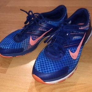 Nike Flywire Dual Fusion Sneakers